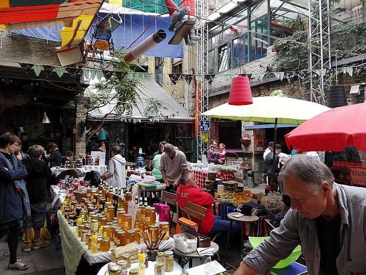 Szimpla farmers' market