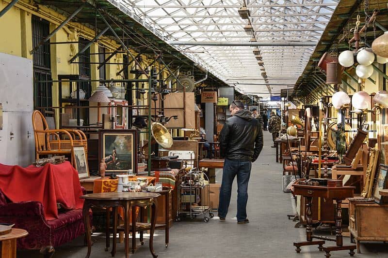 Ecseri flea market Budapest