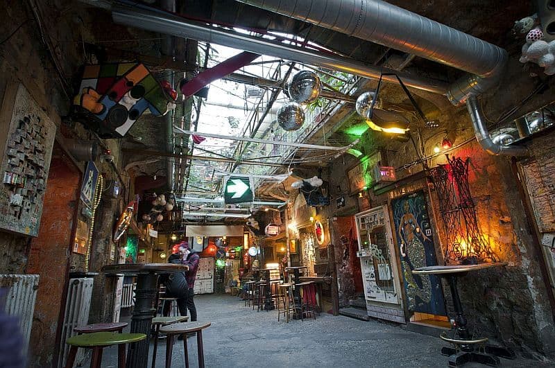 Szimpla kert ruin bar in the Jewish Quarter