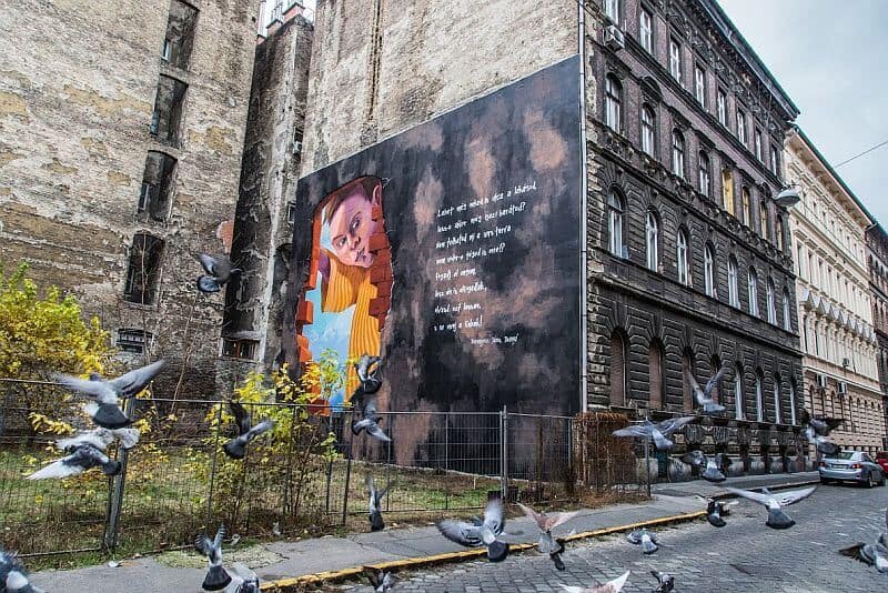 Wall of acceptance mural in the Jewish quarter