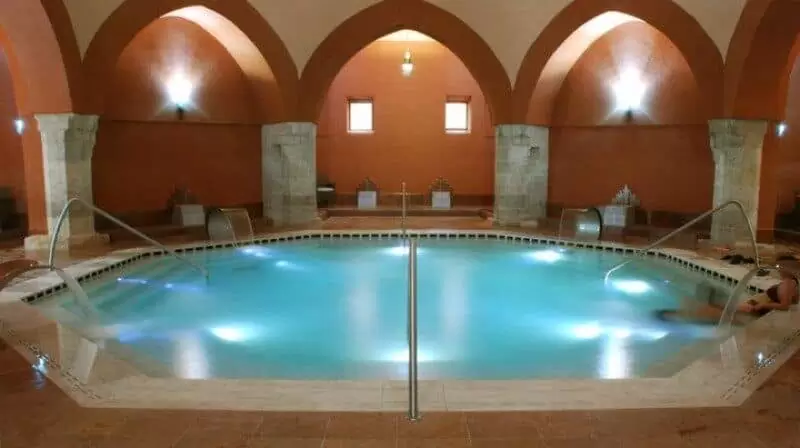 Veli Bej thermal bath