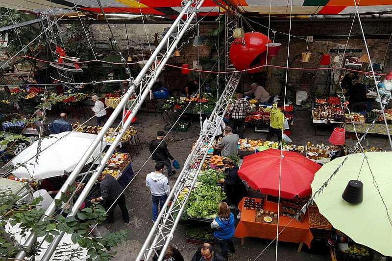 Szimpla farmer's market