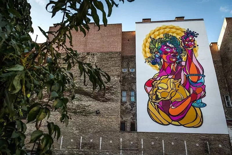 Mural by Attila Balogh in Budapest