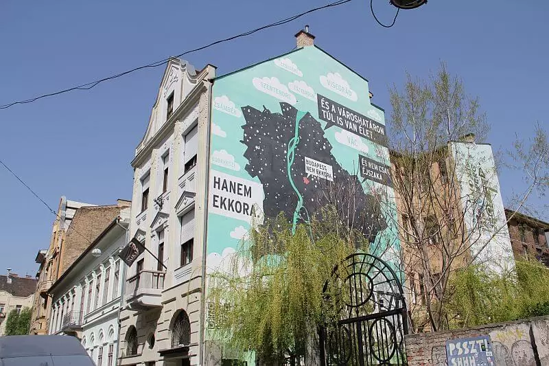 Budapest isnt so small mural