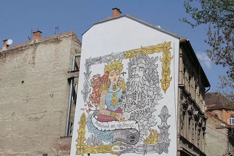 City people street art in Budapest