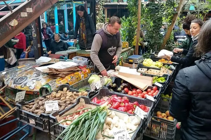 Szimpla farmers' market