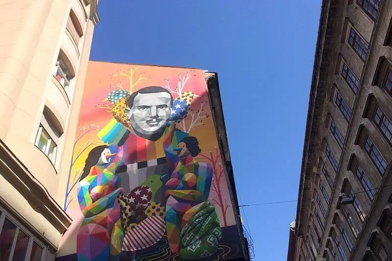 Angel San Briz mural in Budapest by Okudart