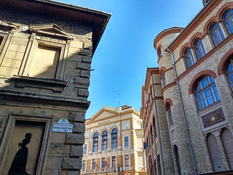 Tavaszemező street Budapest