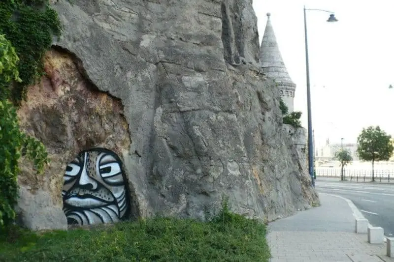 Graffiti by Void Hungarian street artist